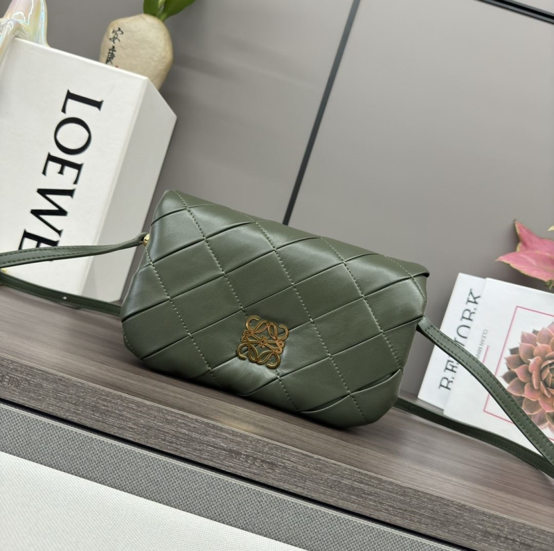 l*ew* satchel bags